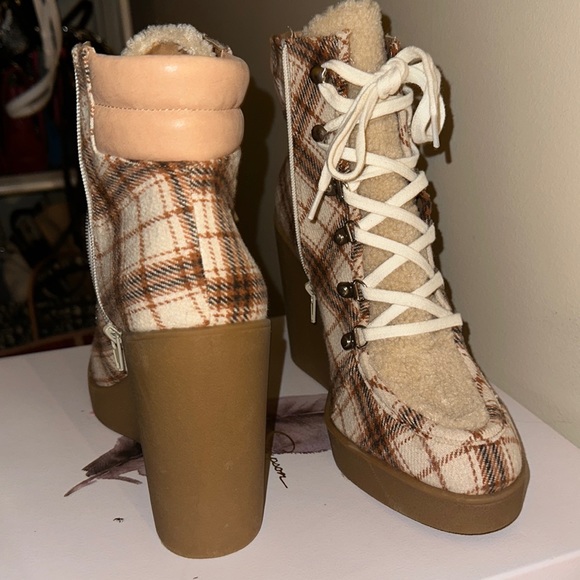 Jessica simpson maxwell plaid combo wedge boots. - Picture 3 of 10